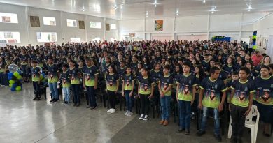 PMMS forma 850 alunos do Proerd: Juramento contra as drogas e violência marca a solenidade em Coxim