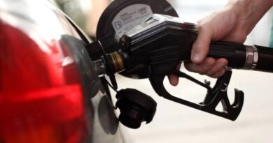 Redução no preço da gasolina começa a valer nesta terça-feira (21/10)
