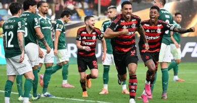Consagrado no gramado! Flamengo bate o Palmeiras e é campeão da Libertadores pela 4ª vez