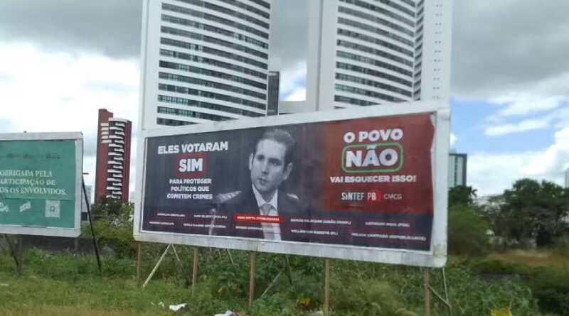 Após outdoors da PEC da Blindagem, sindicatos acionam Motta na Justiça por suposto uso pessoal da Advocacia da Câmara