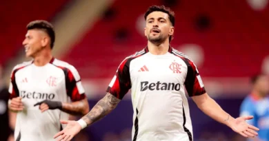 Arrascaeta brilha e Flamengo vence o Cruz Azul no Intercontinental