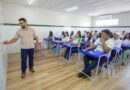 Piso dos professores teria reajuste de apenas R$ 18 em 2026; governo promete mudar regra; entenda o que está em jogo Piso dos professores teria reajuste de apenas R$ 18 em 2026; governo promete mudar regra; entenda o que está em jogo
