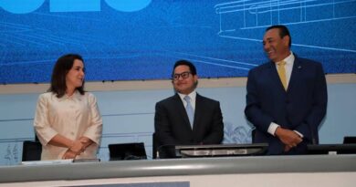 Vereadores cedem à pressão de Adriane e adiam votação sobre IPTU para véspera do fim do desconto Vereadores cedem à pressão de Adriane e adiam votação sobre IPTU para véspera do fim do desconto