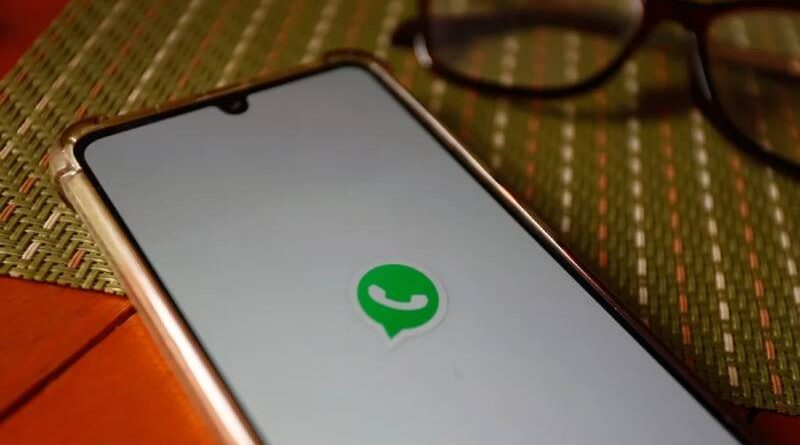 Rússia bloqueia funcionamento do WhatsApp em todo o país