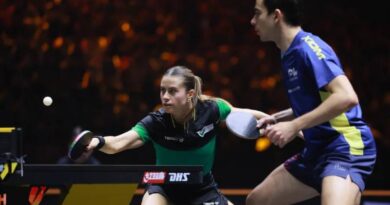 Calderano e Takahashi vencem semi e vão à final do Smash de Singapura