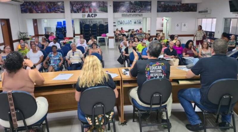 Plenária dos Aposentados da ACP reforça mobilização contra os 14% da previdência e apresenta agenda de lutas para 2026 Plenária dos Aposentados da ACP reforça mobilização contra os 14% da previdência e apresenta agenda de lutas para 2026