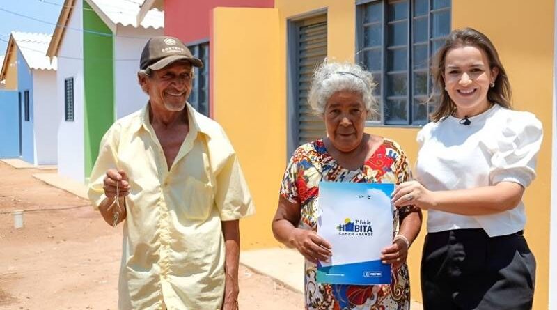 Advogado denuncia Adriane por cobrar IPTU de imóveis isentos do Minha Casa, Minha Vida Advogado denuncia Adriane por cobrar IPTU de imóveis isentos do Minha Casa, Minha Vida