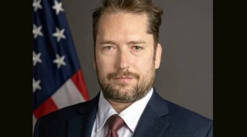 Trump nomeia secretário de extrema direita para supervisionar o Brasil Trump nomeia secretário de extrema direita para supervisionar o Brasil