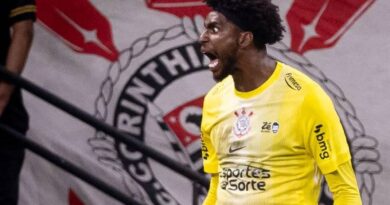 Hugo Souza atinge marca histórica no Corinthians. Saiba qual