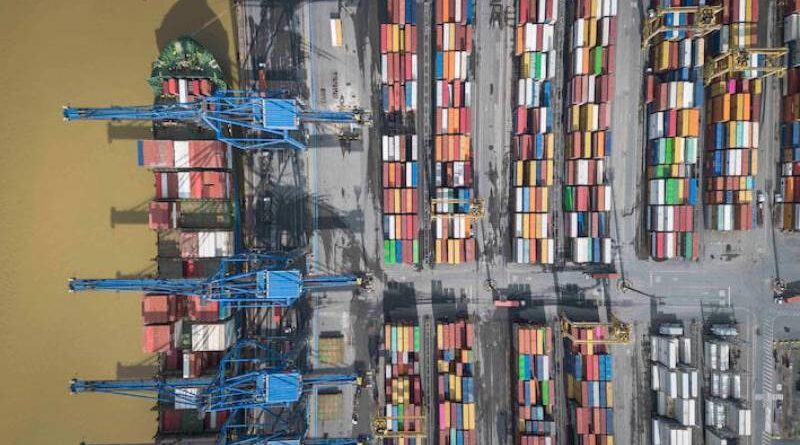 Governo aumenta imposto de importação de mais de mil produtos; veja lista Governo aumenta imposto de importação de mais de mil produtos; veja lista