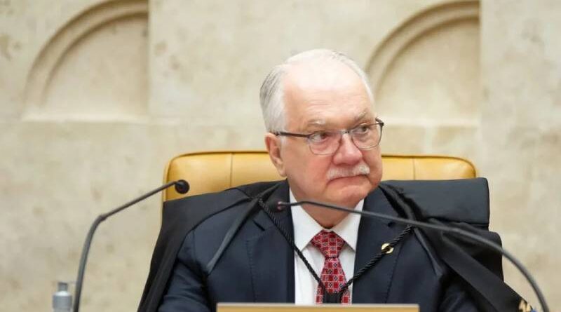 Em ofício a Fachin, OAB pede fim do inquérito das fake news