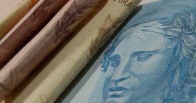 Imposto: governo arrecada R$ 666,35 bilhões com importações em 10 anos