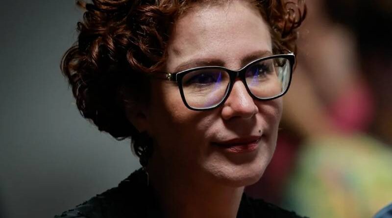 Justiça italiana autoriza extradição da ex-deputada Carla Zambelli Justiça italiana autoriza extradição da ex-deputada Carla Zambelli