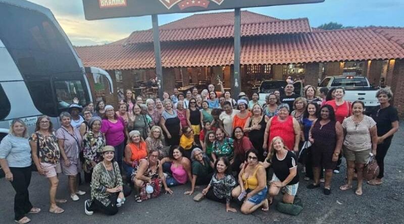 Secretaria dos Aposentados da ACP promove viagem de integração a Lagoa Santa (GO) Secretaria dos Aposentados da ACP promove viagem de integração a Lagoa Santa (GO)