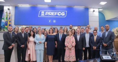 Adriane prorroga arrocho enquanto turbina próprio salário e de secretários em até 66%