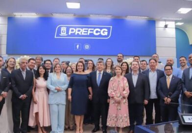 Adriane prorroga arrocho enquanto turbina próprio salário e de secretários em até 66%