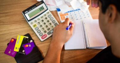 BC: juros do rotativo do cartão chegam a 1.216% ao ano na inadimplência BC: juros do rotativo do cartão chegam a 1.216% ao ano na inadimplência