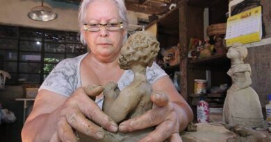 Semana do Artesão homenageia artistas que se destacaram na área