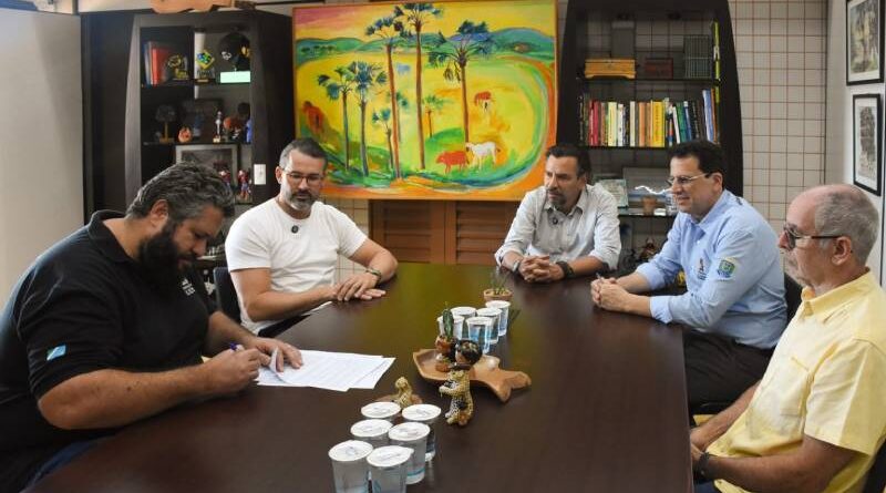 Arquivo Público Estadual terá seu acervo completamente digitalizado Arquivo Público Estadual terá seu acervo completamente digitalizado