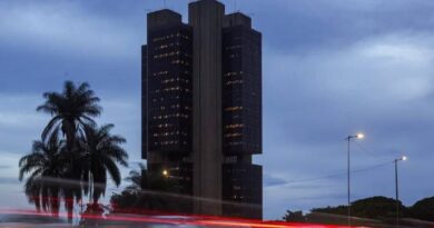 Brasil tem déficit de US$ 5,6 bilhões nas contas externas de fevereiro