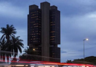 Brasil tem déficit de US$ 5,6 bilhões nas contas externas de fevereiro