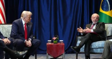 Tensão diplomática: Brasil volta a entrar no radar de tarifas de Trump Tensão diplomática: Brasil volta a entrar no radar de tarifas de Trump