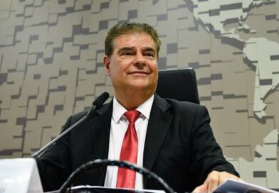 Justiça adia para maio julgamento de Nelsinho por fraude de R$ 9,3 milhões no tapa-buracos Justiça adia para maio julgamento de Nelsinho por fraude de R$ 9,3 milhões no tapa-buracos
