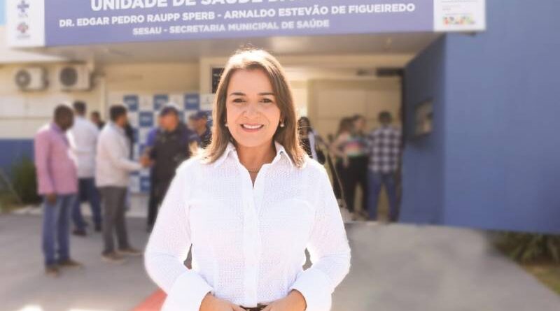 Projeto de Adriane prevê terceirização de unidades de saúde, mas não fala em gastos
