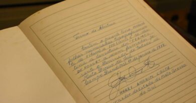 Reunião prepara participantes para etapa estadual da 2ª Conferência Nacional de Arquivos Reunião prepara participantes para etapa estadual da 2ª Conferência Nacional de Arquivos