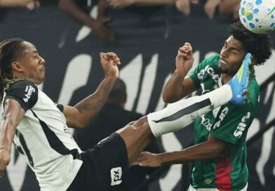 Jogadores de Corinthians e Palmeiras se manifestam sobre confusão pós-Dérbi