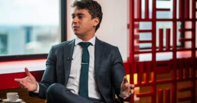 “Resta prisão”, diz Nikolas sobre pedido de indiciamento de ministros e PGR “Resta prisão”, diz Nikolas sobre pedido de indiciamento de ministros e PGR