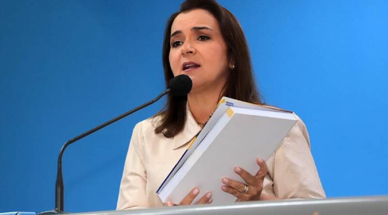 TJMS impõe derrota a Adriane e mantém lei que reclassificou 915 servidores