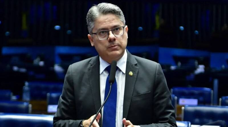 Vieira culpa Gilmar Mendes e manobras por rejeição de relatório na CPI