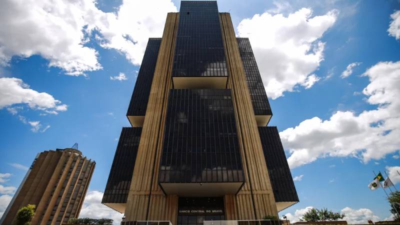 Focus: mercado sobe projeção da inflação para 4,86% e reduz a do PIB