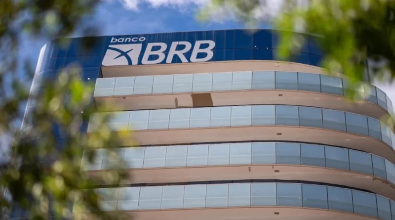 Fachin derruba liminar e autoriza Governo do Distrito Federal a usar bens para socorrer o Banco