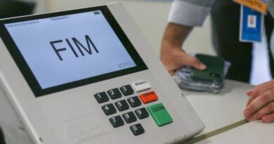 Eleições: pré-candidatos têm até este sábado (4) para deixar cargos Eleições: pré-candidatos têm até este sábado (4) para deixar cargos