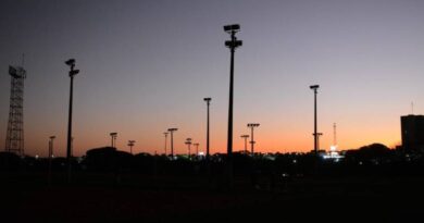 Apesar de ruas escuras e corrupção, taxa de iluminação pública é a mais cara do País
