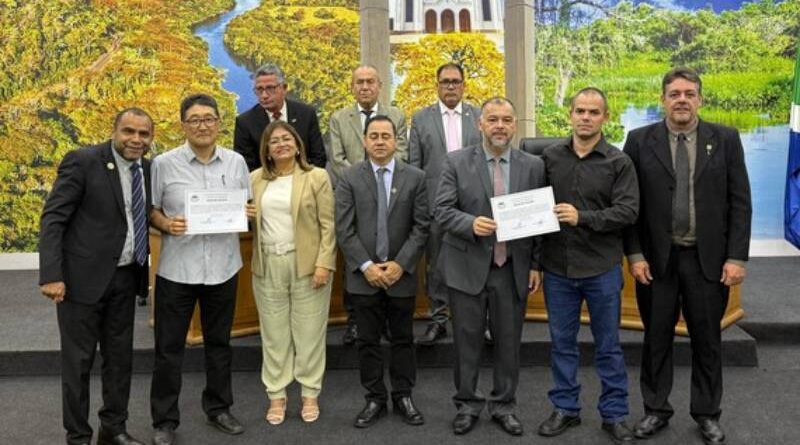 Policiais civis são homenageados por atuação exemplar em caso de desaparecimento