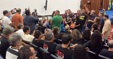 Sinpol/MS participa de mobilização na ALEMS contra reajuste de 3,81% aos servidores estaduais