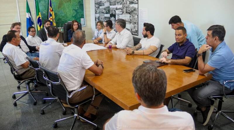 Prefeitura alega que ação do PT contra taxa do lixo é “descabida” e aponta prejuízo de R$ 92 mi Prefeitura alega que ação do PT contra taxa do lixo é “descabida” e aponta prejuízo de R$ 92 mi