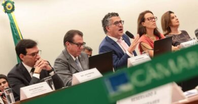 PEC da 6×1: Comissão da Câmara retoma votação nesta 4ª. Entenda rito PEC da 6×1: Comissão da Câmara retoma votação nesta 4ª. Entenda rito