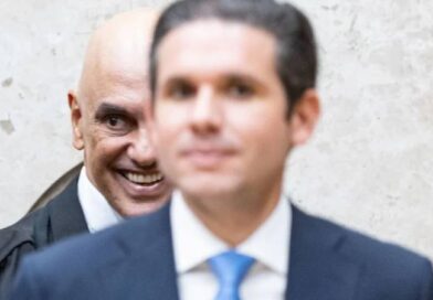 Motta e Moraes voaram juntos dias antes de ministro arquivar inquérito