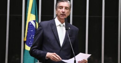 MPE cobra R$ 537 mil por condenação de Dagoberto e processo se arrasta há seis anos