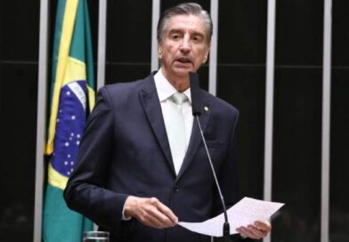 MPE cobra R$ 537 mil por condenação de Dagoberto e processo se arrasta há seis anos