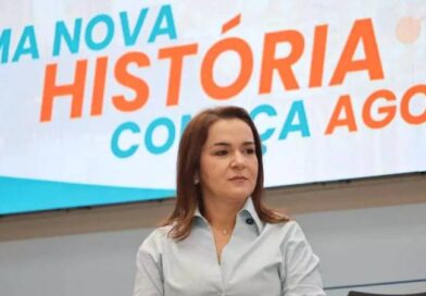 Com 0% aos servidores, Adriane “esconde” salários após reajuste de até 34% ao 1º escalão