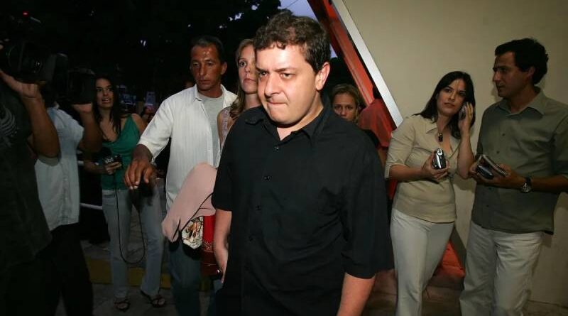 Caso Lulinha gera reação no PT e reacende debate sobre interferência na PF Caso Lulinha gera reação no PT e reacende debate sobre interferência na PF