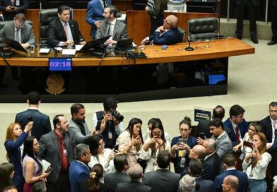 Alcolumbre descarta ler requerimentos para criar CPI do Master agora pedida por petistas e oposição Alcolumbre descarta ler requerimentos para criar CPI do Master agora pedida por petistas e oposição