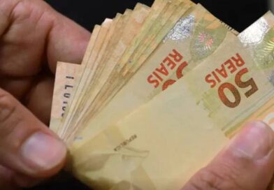 Endividamento das famílias chega a 81,6%, o maior da série histórica Endividamento das famílias chega a 81,6%, o maior da série histórica