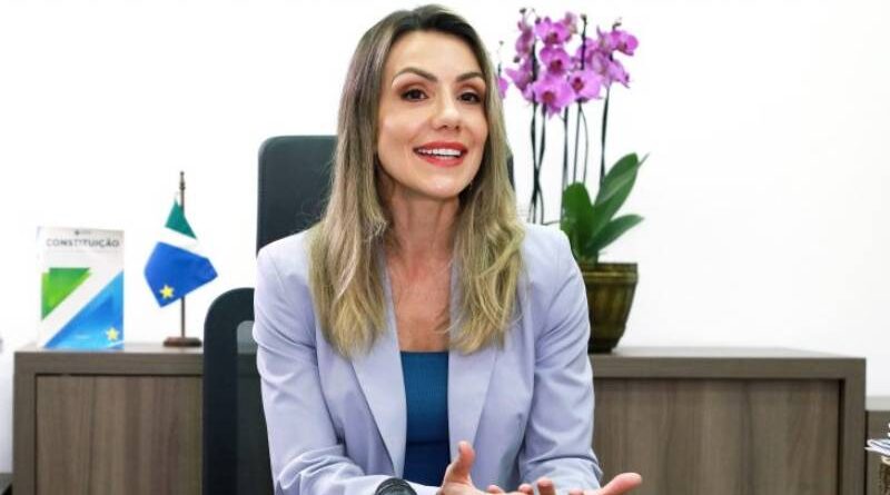 Juventude polêmica: favorita à vaga de desembargadora pode ficar no TJ até 2054 Juventude polêmica: favorita à vaga de desembargadora pode ficar no TJ até 2054