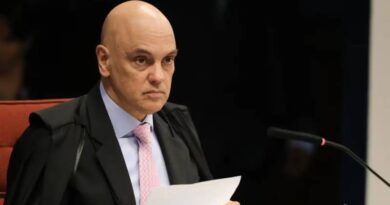 Flávio pede para STF declarar Moraes suspeito para julgar Vorcaro e Master